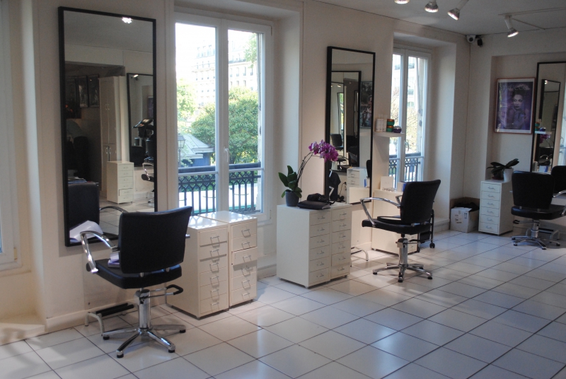 coiffure-ASCROS-min_floor-home-office-property-living-room-room-781228-pxhere.com